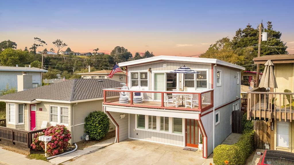 111 Hainline Road Aptos, CA 95003 - Photo 3 of 36 Gallery Image 3