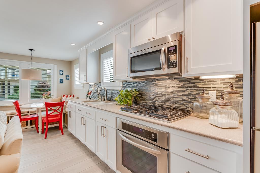 111 Hainline Road Aptos, CA 95003 - Photo 10 of 36 Gallery Image 10