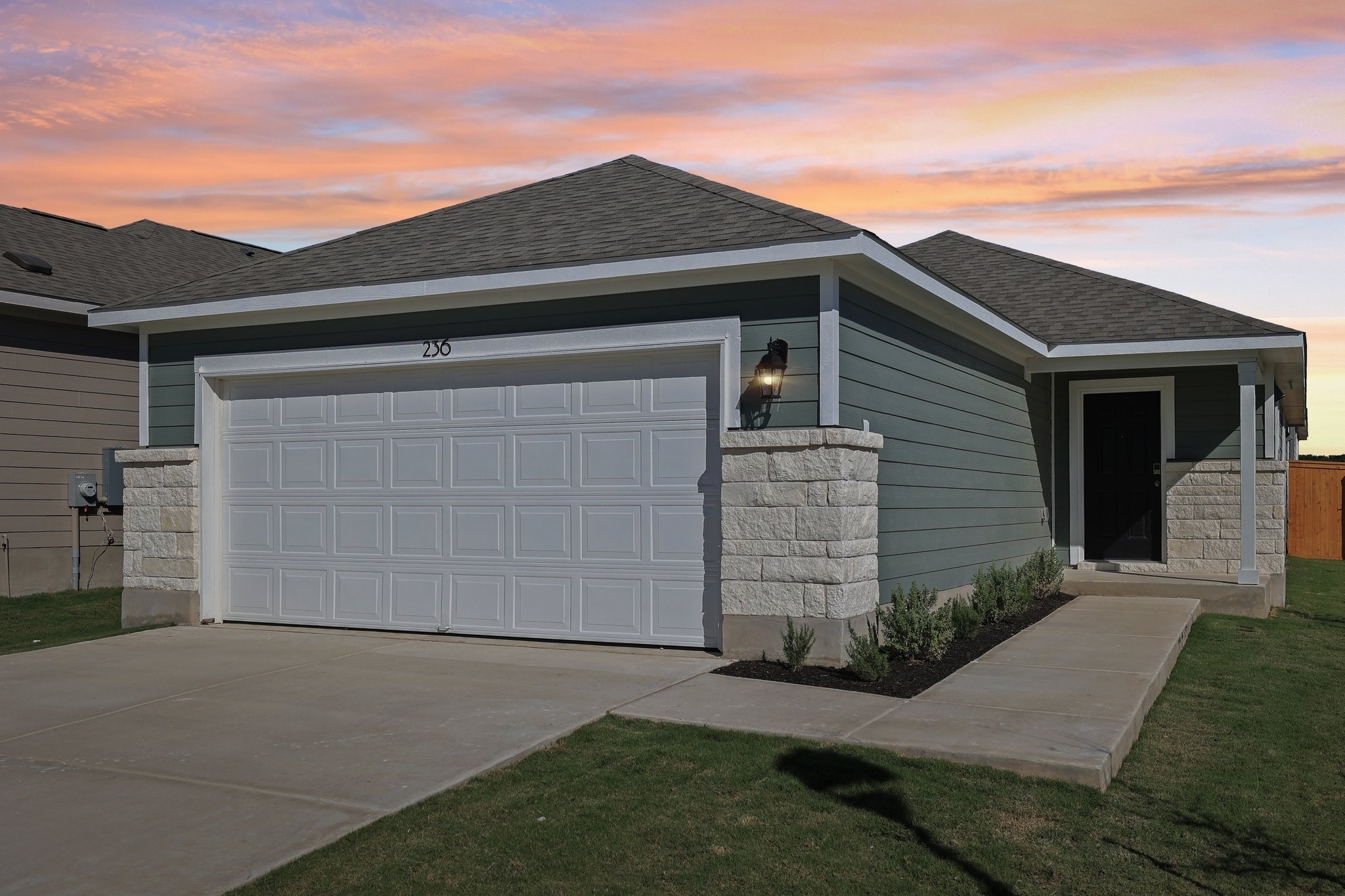 236 Alcatraz Loop Jarrell, TX 76537 - Photo 1 of 1 front view of a house