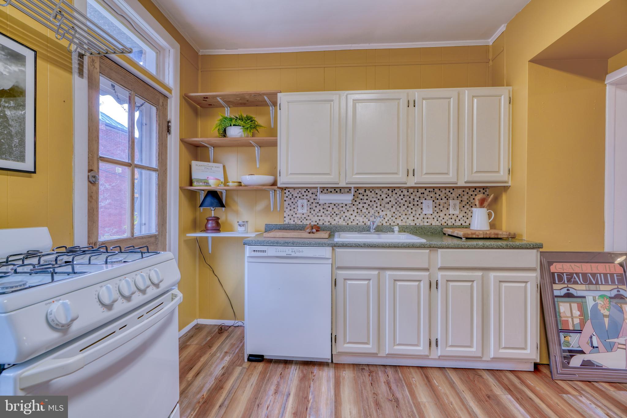 610 Harding Place Baltimore, MD 21211 - Photo 18 of 39 Gallery Image 18