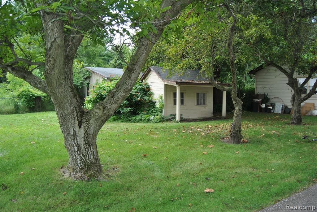 3735 West Oregon Road Lapeer, MI 48446 - Photo 46 of 76
