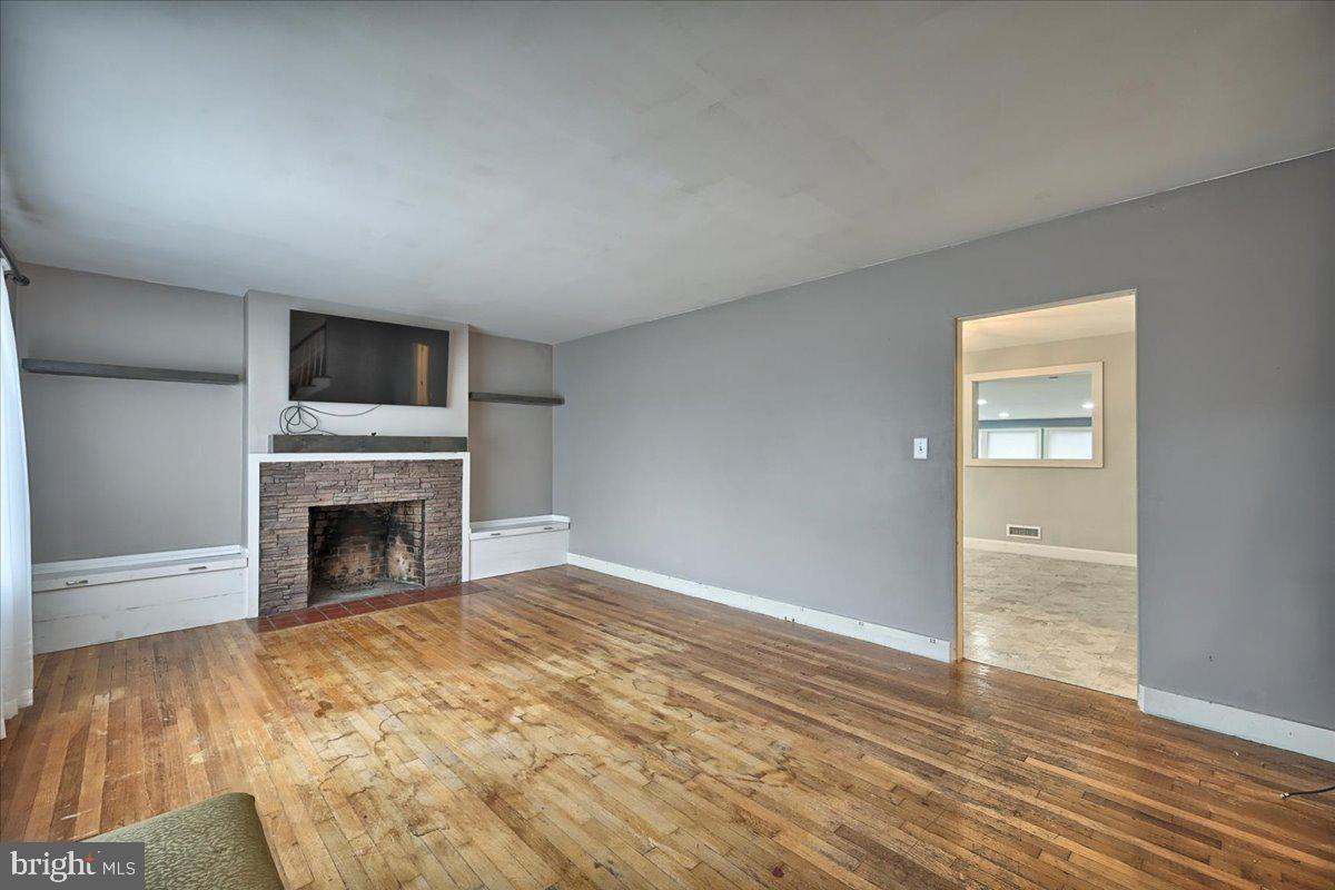 426 Appletree Road Camp Hill, PA 17011 - Photo 3 of 36 Gallery Image 3