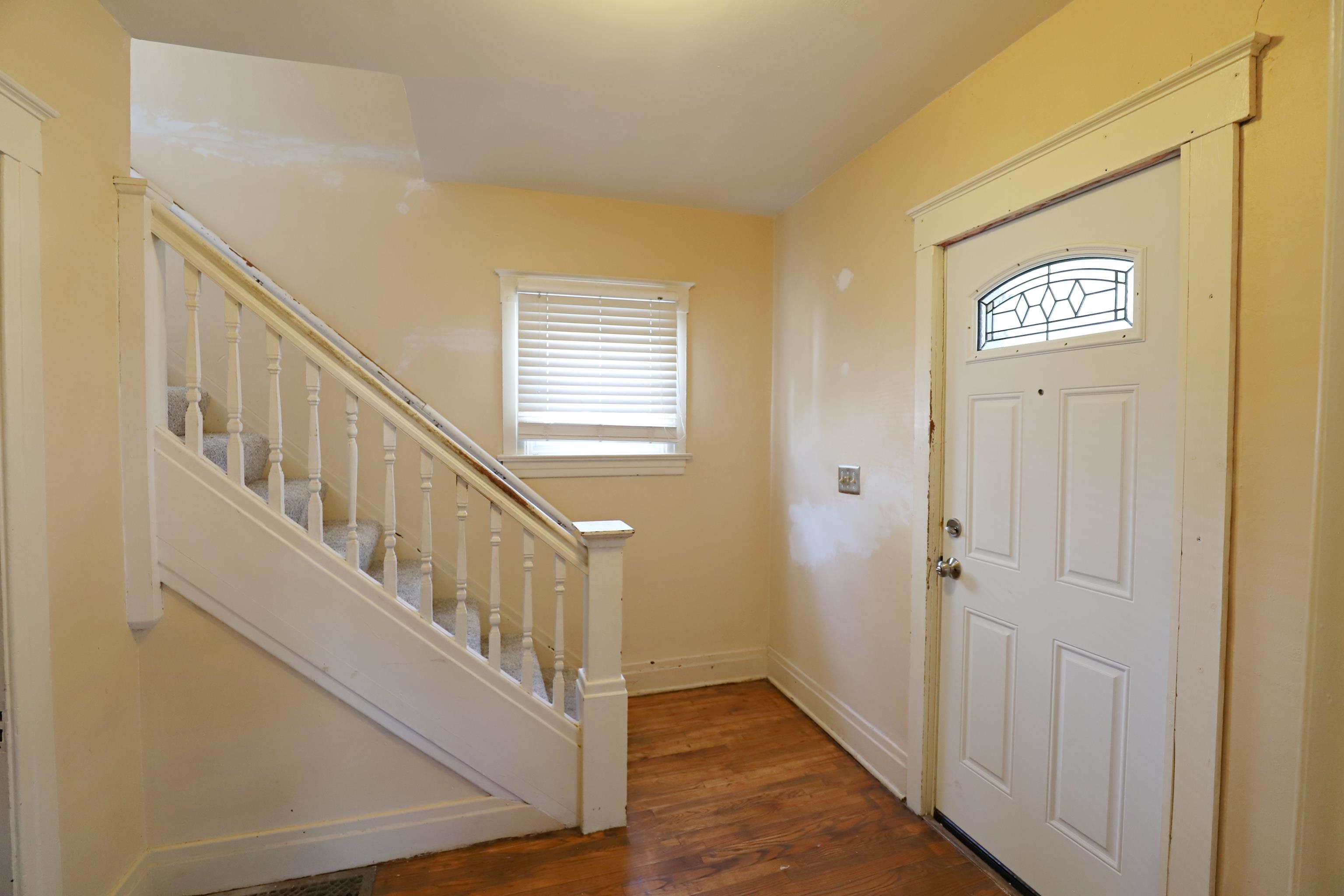 822 East 8th Street Flint, MI 48503 - Photo 5 of 23