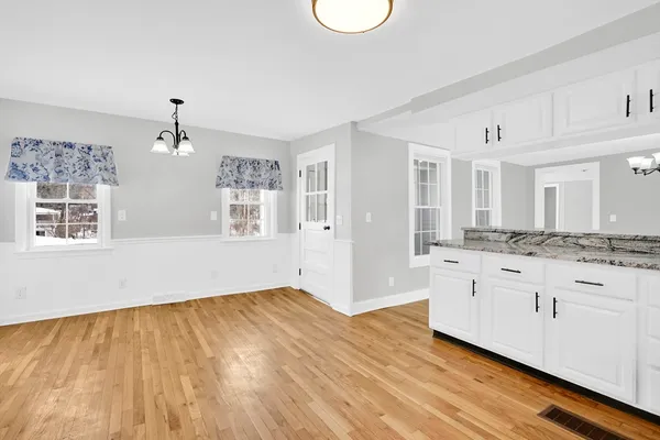 $439,900 | 273 Dunhamtown Palmer Road, Brimfield, MA 01010