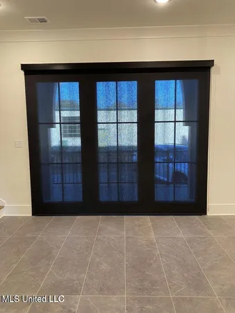 $2,500 | 2441 Memphis Street, Unit 3, Hernando, MS 38632