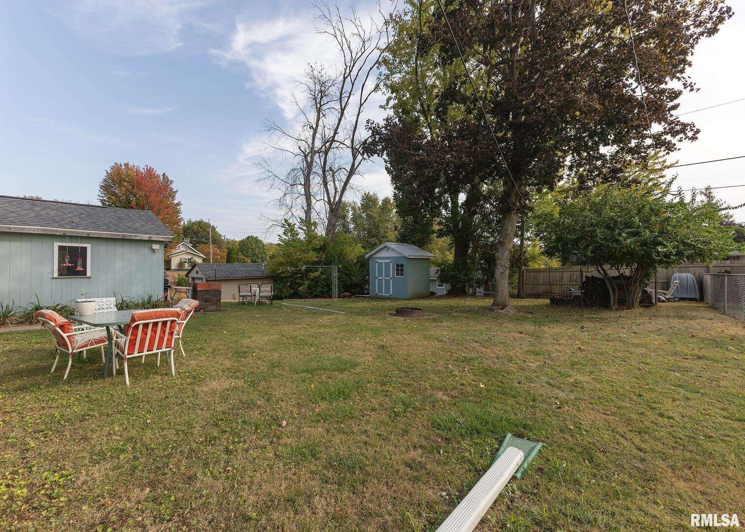 3525 Cleveland Street Clinton, IA 52732 - Photo 18 of 21 Gallery Image 18