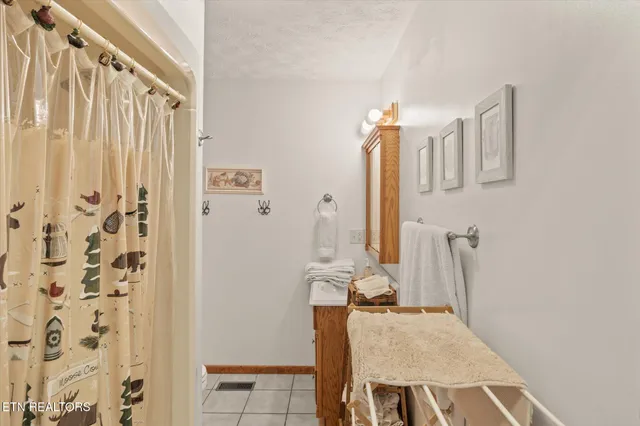 $649,000 | 7380 Lillydale Road, Byrdstown, TN 38549