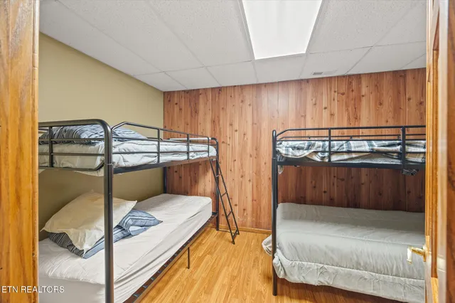 $649,000 | 7380 Lillydale Road, Byrdstown, TN 38549