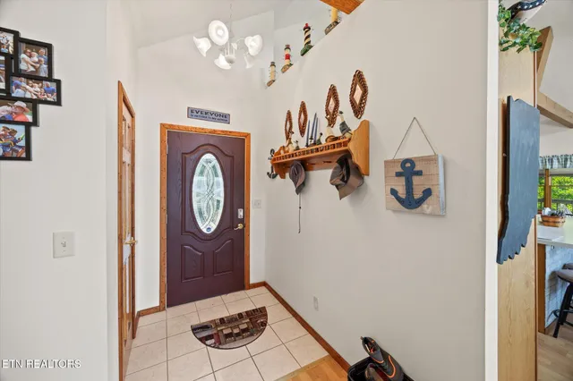 $649,000 | 7380 Lillydale Road, Byrdstown, TN 38549