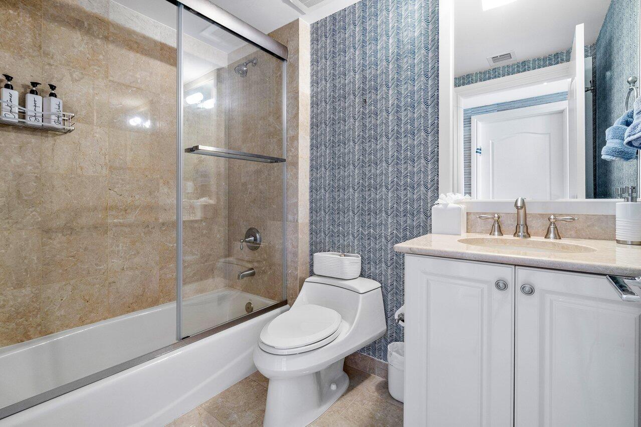 200 East Palmetto Park Road, Unit 817 Boca Raton, FL 33432 - Photo 17 of 39 019-200EastPalmettoParkRoad-817-BocaRato