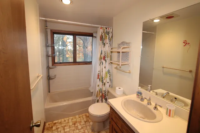 $2,750 | 24530 South Rowell Road, Elwood, IL 60421