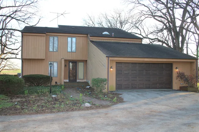 $2,750 | 24530 South Rowell Road, Elwood, IL 60421