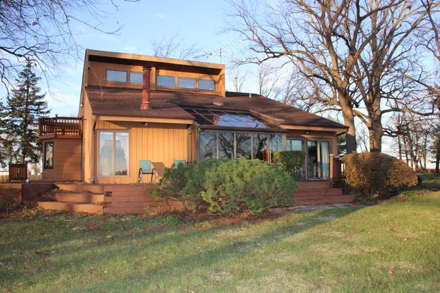 $2,750 | 24530 South Rowell Road, Elwood, IL 60421