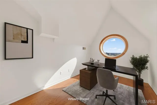 $224,500 | 1621 South 11th Street, Unit D, St. Louis, MO 63104