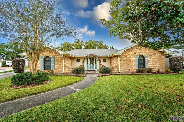$240,000 | 110 Colyell Drive, Houma, LA 70363