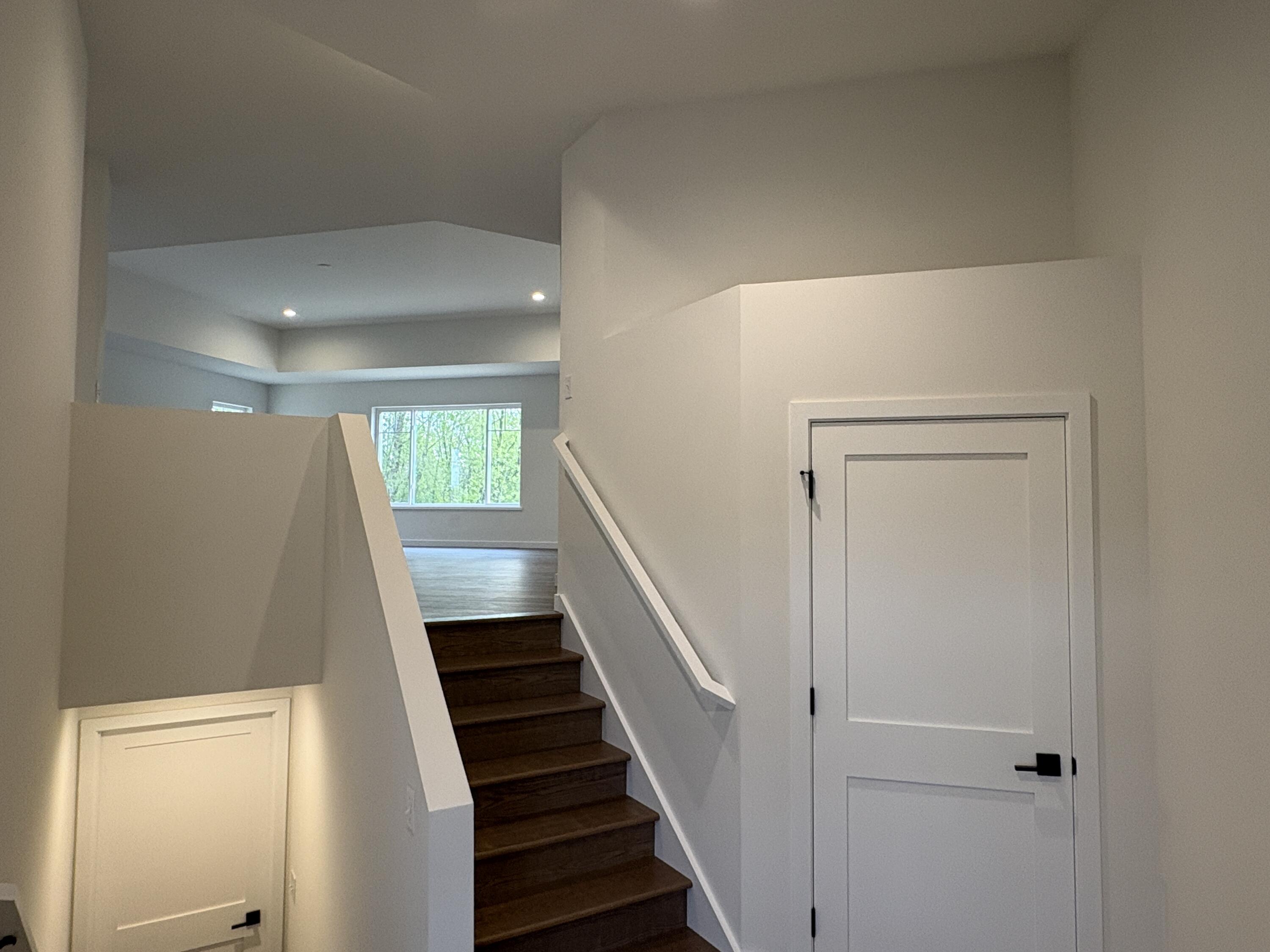 267 Cardinal Drive Sullivan, WI 53178 - Photo 22 of 37 Foyer