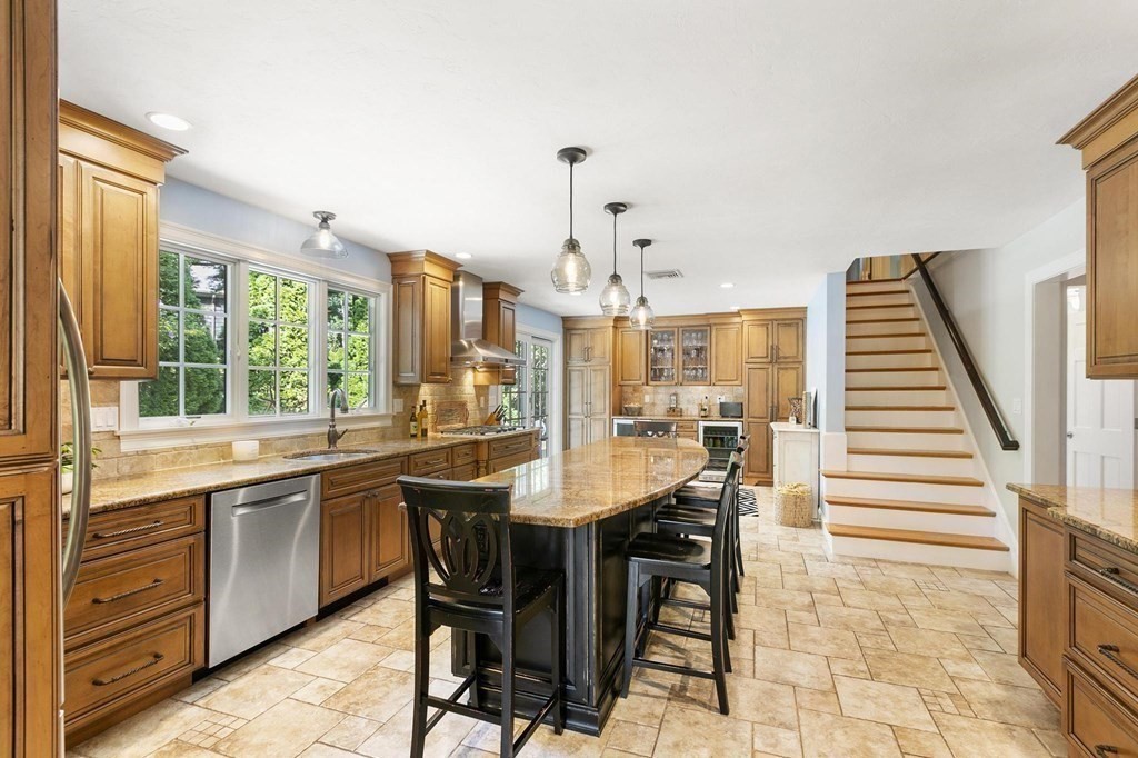 34 Longview Road Reading, MA 01867 - Photo 14 of 42 Gallery Image 14