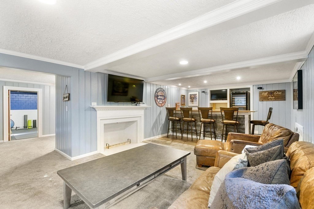 34 Longview Road Reading, MA 01867 - Photo 36 of 42 Gallery Image 36