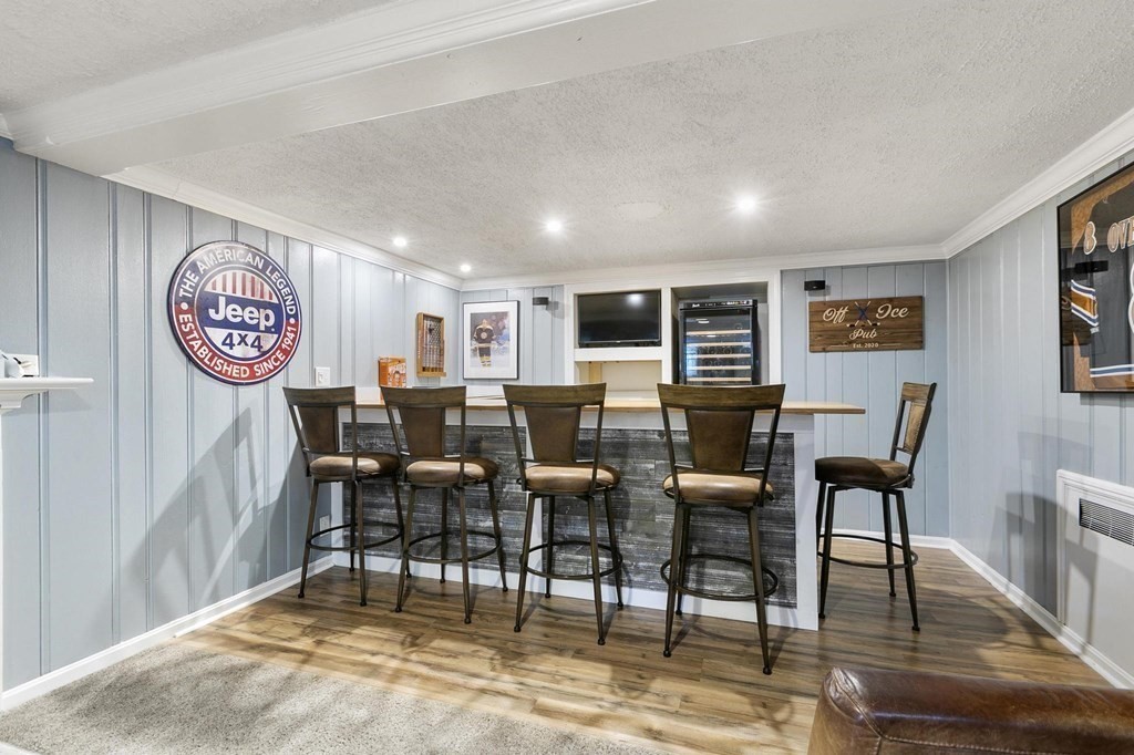 34 Longview Road Reading, MA 01867 - Photo 37 of 42 Gallery Image 37