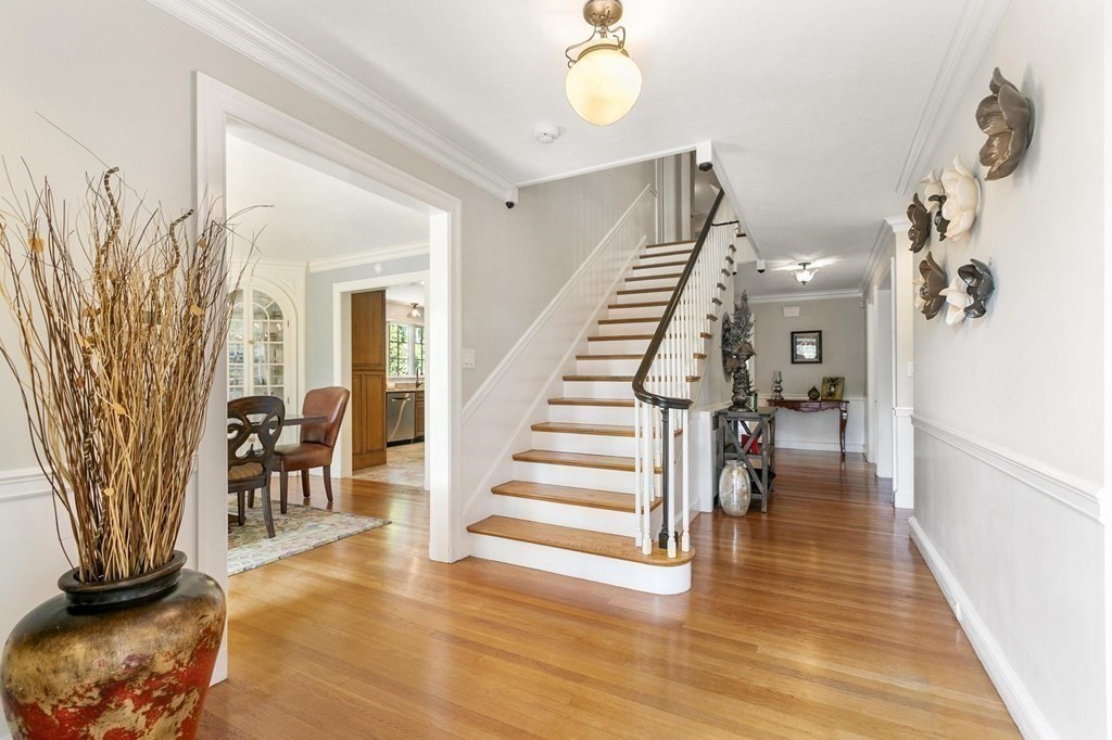 34 Longview Road Reading, MA 01867 - Photo 8 of 42 Gallery Image 8