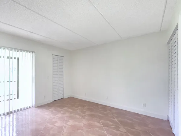 $173,900 | 604 Meadows Circle, Unit 604, Boynton Beach, FL 33436