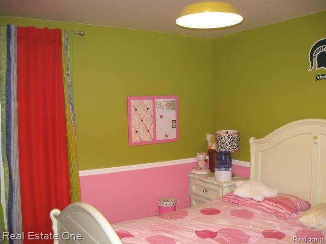 23685 Rockingham Street Southfield, MI 48033 - Photo 17 of 24 IMG_0690.jpg