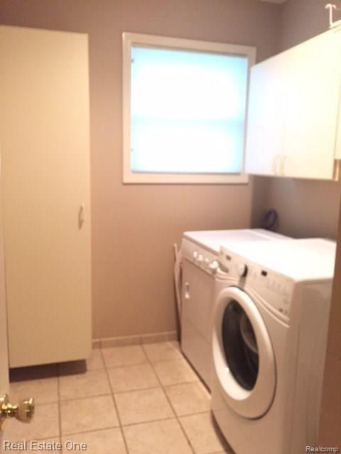 30069 High Valley Road Farmington Hills, MI 48331 - Photo 17 of 17