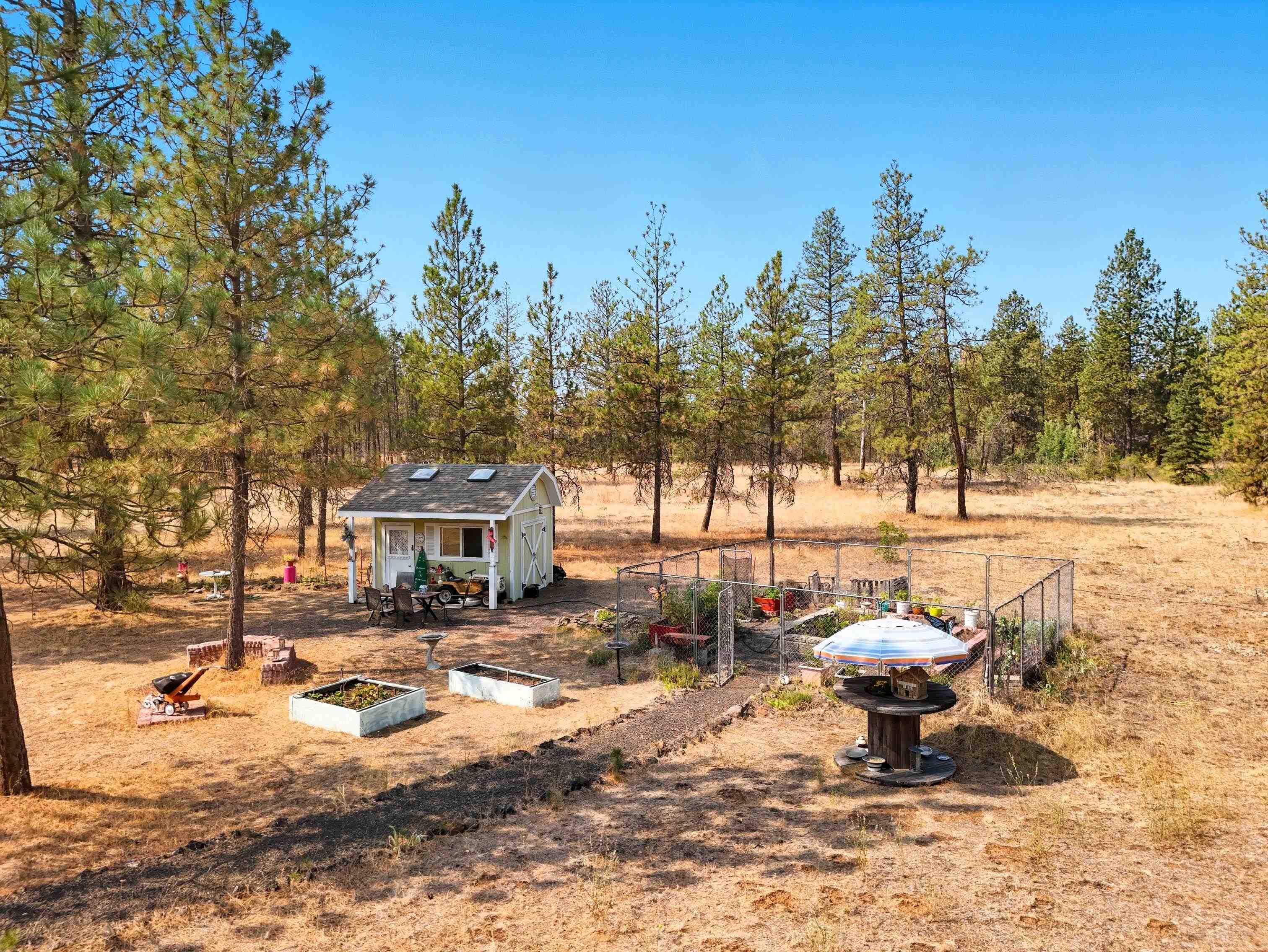 12610 South Gardner Road Cheney, WA 99004 - Photo 25 of 37