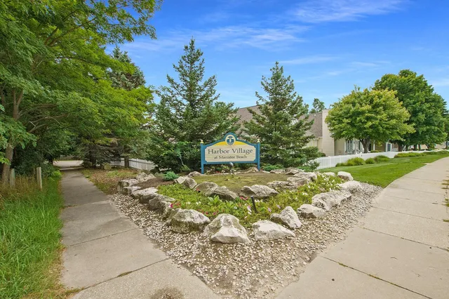$240,000 | 26 Brookharbor North, Manistee, MI 49660