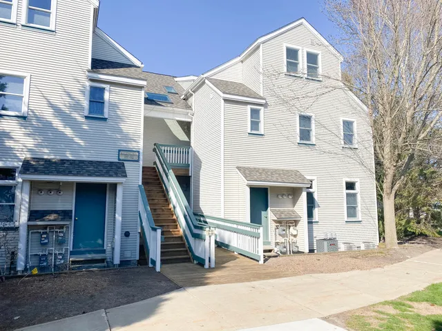 $240,000 | 26 Brookharbor North, Manistee, MI 49660