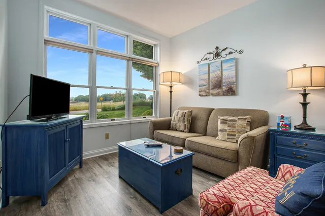 $240,000 | 26 Brookharbor North, Manistee, MI 49660