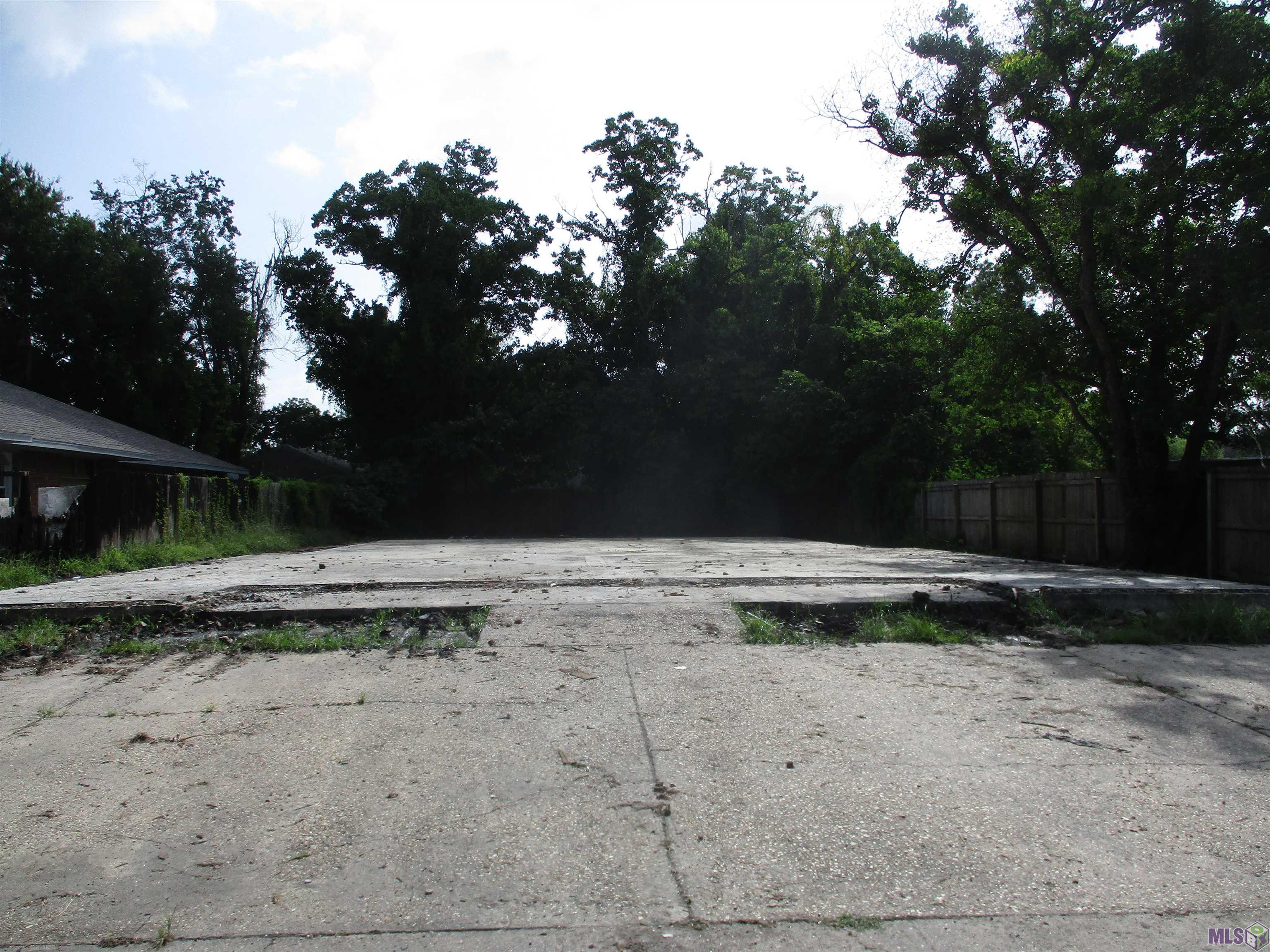 815-819 Holt Drive Baton Rouge, LA 70815 - Photo 2 of 4 Street View