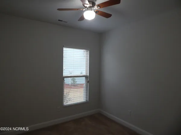 $2,550 | 533 Lyrebird Avenue, Wilmington, NC 28412