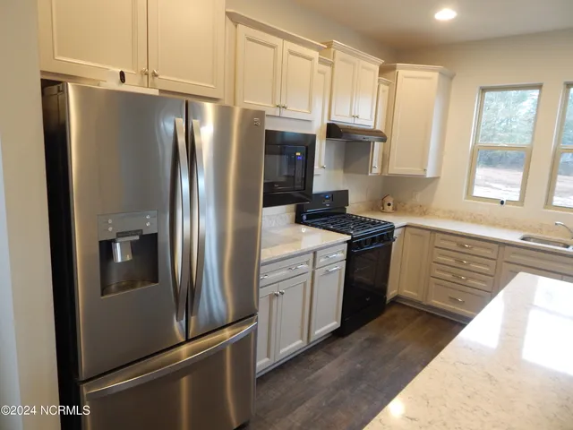 $2,550 | 533 Lyrebird Avenue, Wilmington, NC 28412