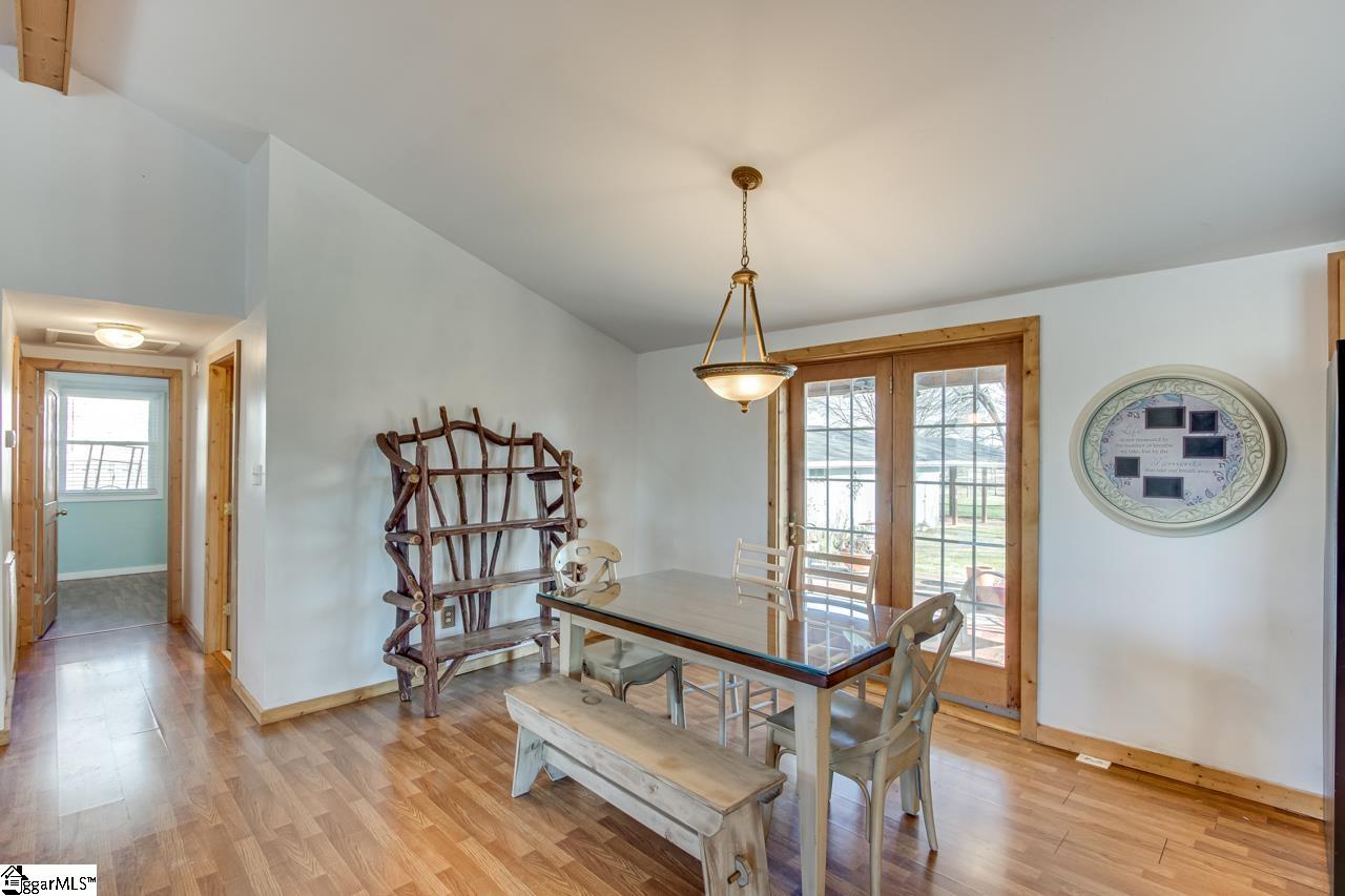 1533 Whitehall Road Anderson, SC 29625 - Photo 9 of 22 Gallery Image 9