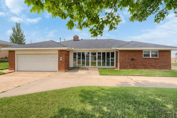 $320,000 | 429 Mesquite Avenue, Amarillo, TX 79108