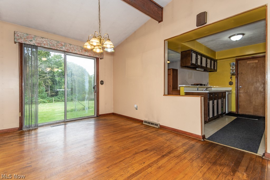 10470 Old State Road Chardon, OH 44024 - Photo 4 of 32