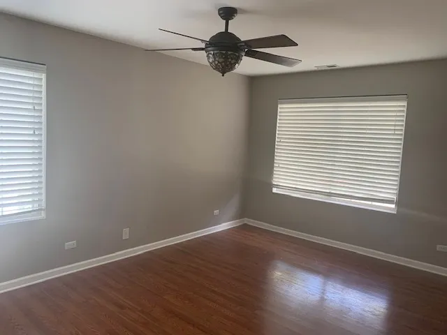 $2,095 | 312 Bunker Hill Circle, Aurora, IL 60504