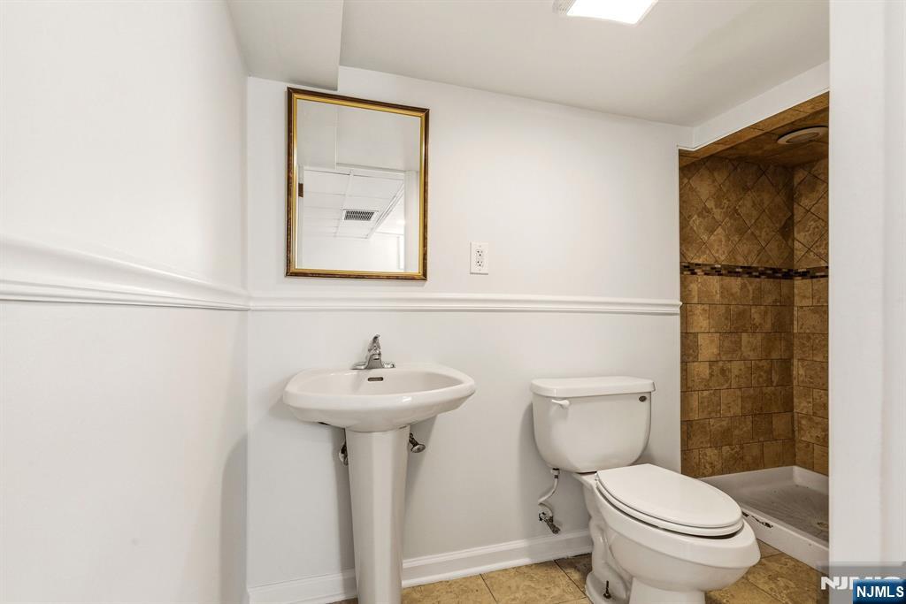 25 Corsi Road Bloomfield, NJ 07003 - Photo 23 of 29 Gallery Image 23