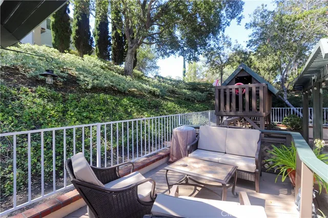 $1,138,000 | 19316 Sycamore Glen Drive, Lake Forest, CA 92679