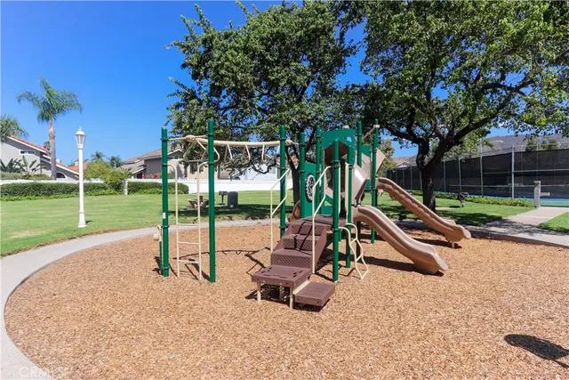 $1,188,000 | 19316 Sycamore Glen Drive, Lake Forest, CA 92679