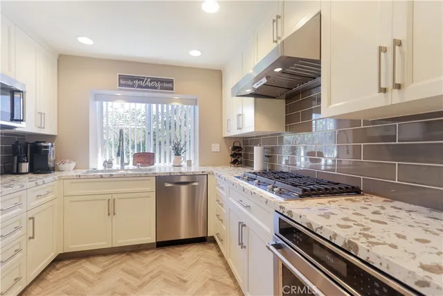 $1,138,000 | 19316 Sycamore Glen Drive, Lake Forest, CA 92679