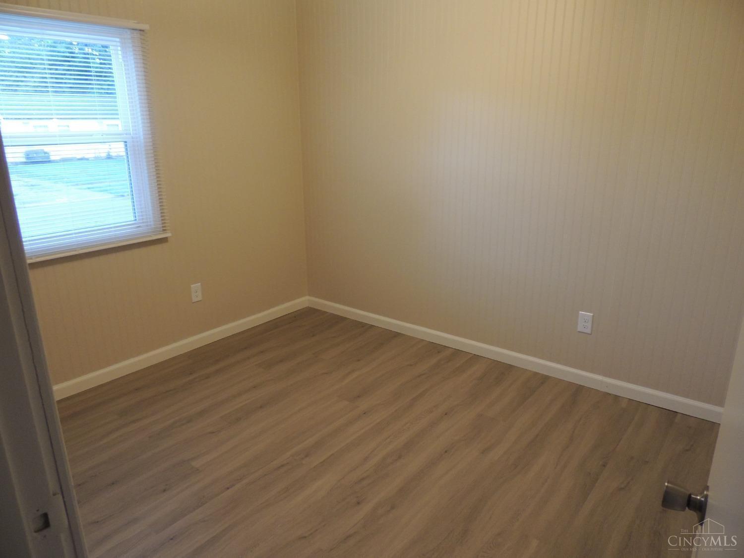 3442 Redskin Drive Cincinnati, OH 45251 - Photo 9 of 12