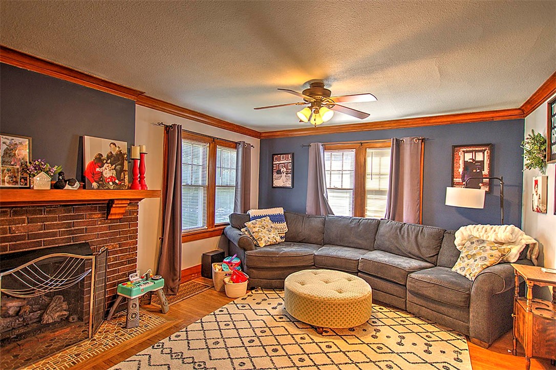 1935 West Forest Avenue Decatur, IL 62522 - Photo 9 of 22