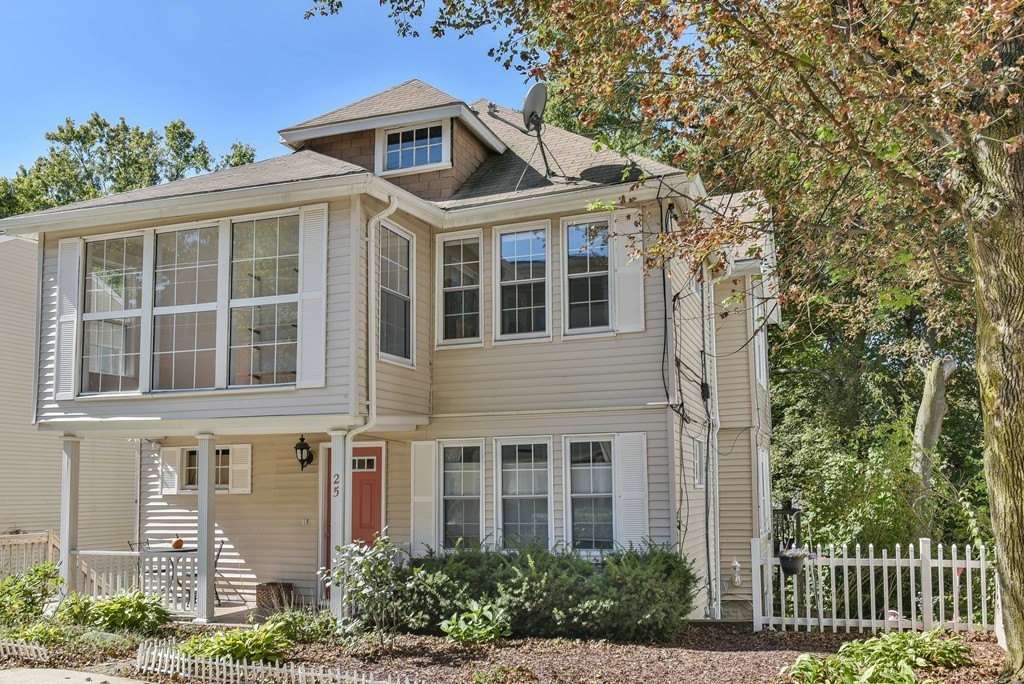 25 Pinedale Road, Unit 2 Boston, MA 02131 - Photo 3 of 13 Gallery Image 3