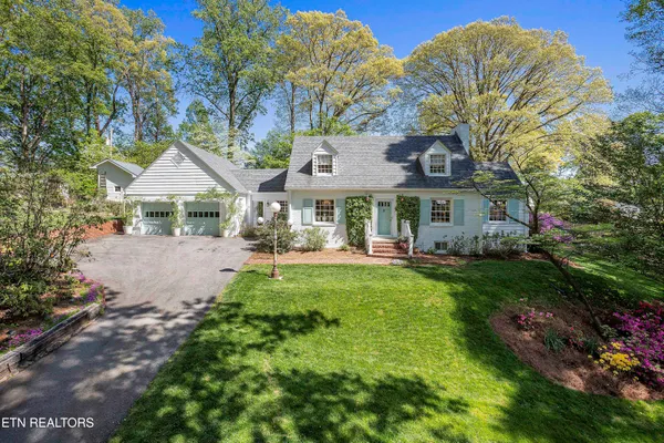 $990,000 | 5720 Woodburn Drive, Knoxville, TN 37919