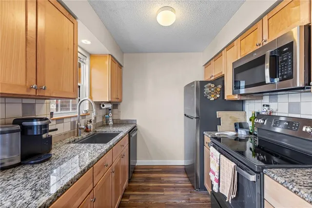 $190,000 | 3619 Northeast 68 Terrace, Gladstone, MO 64119