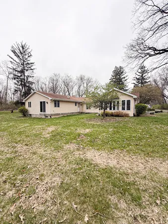 $359,900 | 1599 East 2700 North Road, Clifton, IL 60927