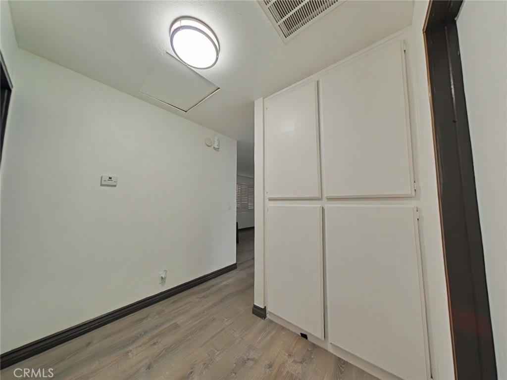 12757 Kiowa Road, Unit 3 Apple Valley, CA 92308 - Photo 4 of 10