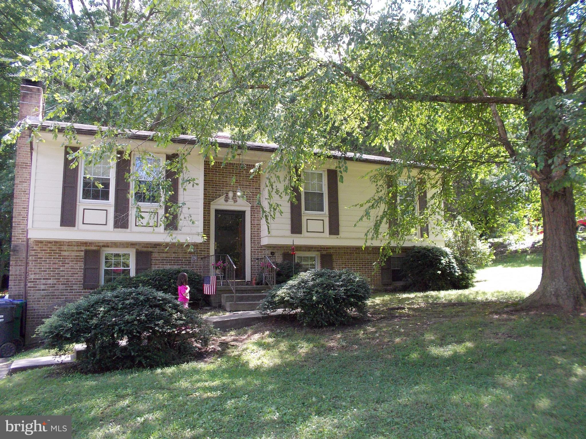 7485 Robin Road La Plata, MD 20646 - Photo 1 of 29 Exterior (Front)